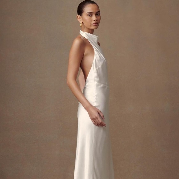 White Meshki Dress - Picture 3 of 5